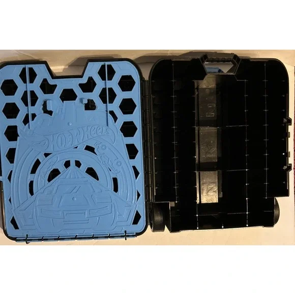 Hot wheels carrying case‎ 110 car capacity telescope handle & wheels USA 1/64 - Picture 4 of 8